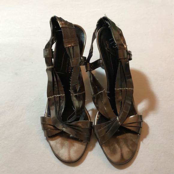 Donald Pliner Metallic Heels - Picture 1 of 3